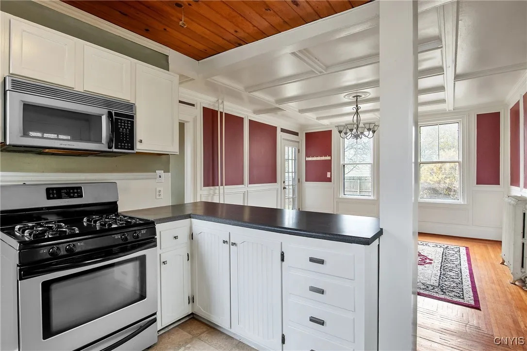 274 West 5th Street, Oswego, New York 13126, Oswego, New York 13126, 3 Bedrooms Bedrooms, 10 Rooms Rooms,1 BathroomBathrooms,Residential,For Sale,274 West 5th Street, Oswego, New York 13126,0,S1649418