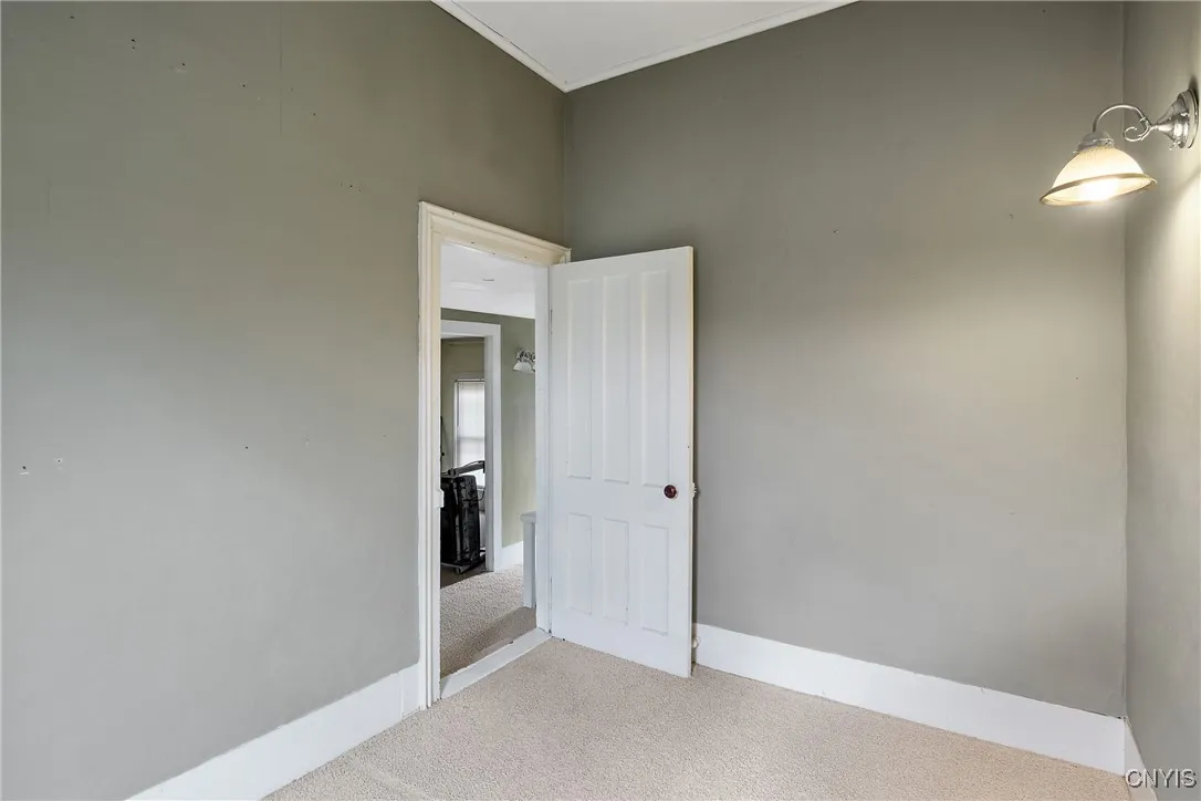 274 West 5th Street, Oswego, New York 13126, Oswego, New York 13126, 3 Bedrooms Bedrooms, 10 Rooms Rooms,1 BathroomBathrooms,Residential,For Sale,274 West 5th Street, Oswego, New York 13126,0,S1649418