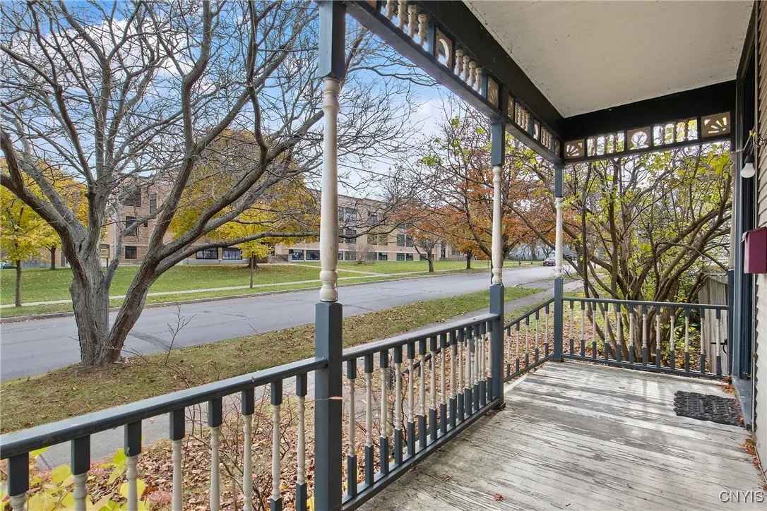 274 West 5th Street, Oswego, New York 13126, Oswego, New York 13126, 3 Bedrooms Bedrooms, 10 Rooms Rooms,1 BathroomBathrooms,Residential,For Sale,274 West 5th Street, Oswego, New York 13126,0,S1649418