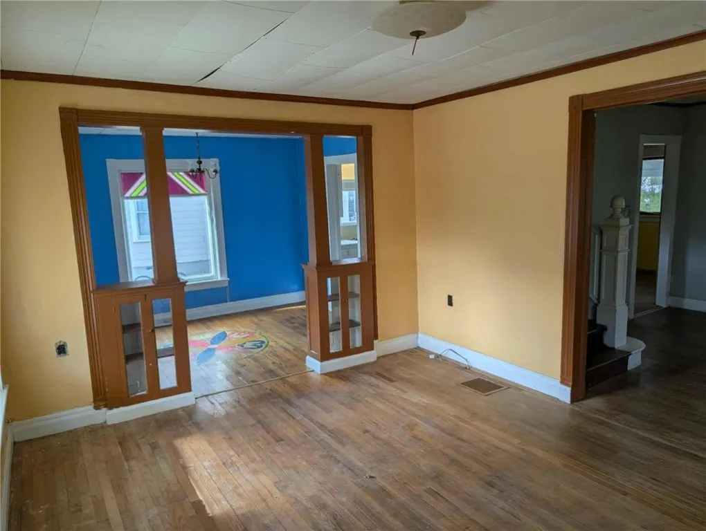 52 Central St., Moravia, New York 13118, Moravia, New York 13118, 3 Bedrooms Bedrooms, 10 Rooms Rooms,2 BathroomsBathrooms,Residential,For Sale,52 Central St., Moravia, New York 13118,0,R1649352