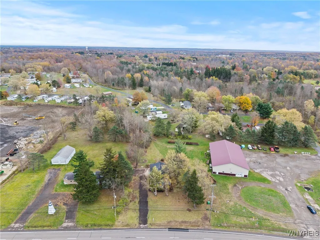 8145 Erie Road, Evans, New York 14006, Evans, New York 14006, 4 Bedrooms Bedrooms, 6 Rooms Rooms,2 BathroomsBathrooms,Residential,For Sale,8145 Erie Road, Evans, New York 14006,0,B1647758