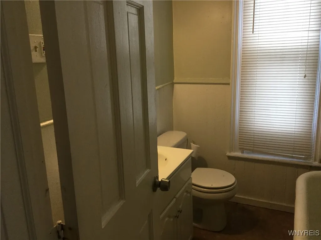 59 York Street, Buffalo, New York 14213, Buffalo, New York 14213, 6 Bedrooms Bedrooms, ,4 BathroomsBathrooms,Residential,For Sale,59 York Street, Buffalo, New York 14213,0,B1649590