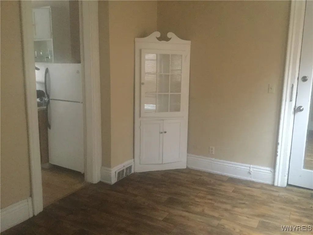 59 York Street, Buffalo, New York 14213, Buffalo, New York 14213, 6 Bedrooms Bedrooms, ,4 BathroomsBathrooms,Residential,For Sale,59 York Street, Buffalo, New York 14213,0,B1649590