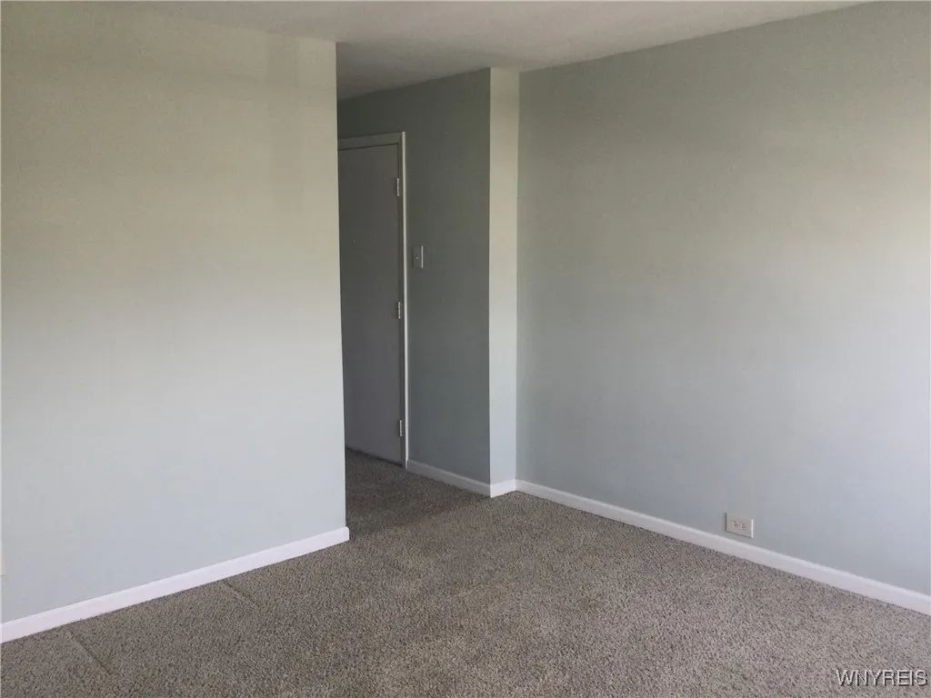 61 York Street, Buffalo, New York 14213, Buffalo, New York 14213, 4 Bedrooms Bedrooms, ,2 BathroomsBathrooms,Residential,For Sale,61 York Street, Buffalo, New York 14213,0,B1649591