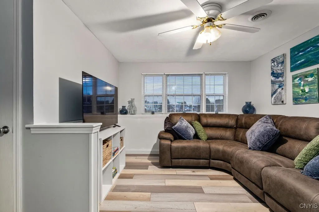 9418 Birch Tree Road, Cicero, New York 13029, Cicero, New York 13029, 3 Bedrooms Bedrooms, 6 Rooms Rooms,2 BathroomsBathrooms,Residential,For Sale,9418 Birch Tree Road, Cicero, New York 13029,0,S1648587