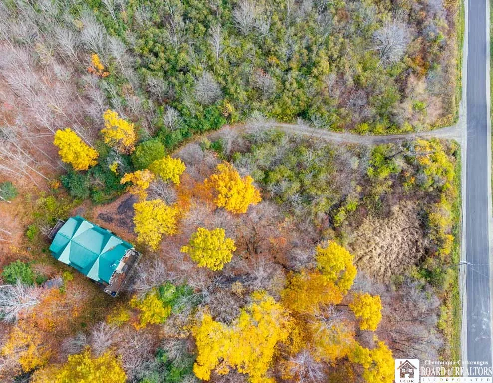 4174 Osborne Road, Pomfret, New York 14063, Pomfret, New York 14063, 2 Bedrooms Bedrooms, 6 Rooms Rooms,2 BathroomsBathrooms,Residential,For Sale,4174 Osborne Road, Pomfret, New York 14063,0,R1647872