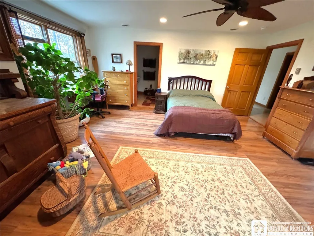 4174 Osborne Road, Pomfret, New York 14063, Pomfret, New York 14063, 2 Bedrooms Bedrooms, 6 Rooms Rooms,2 BathroomsBathrooms,Residential,For Sale,4174 Osborne Road, Pomfret, New York 14063,0,R1647872