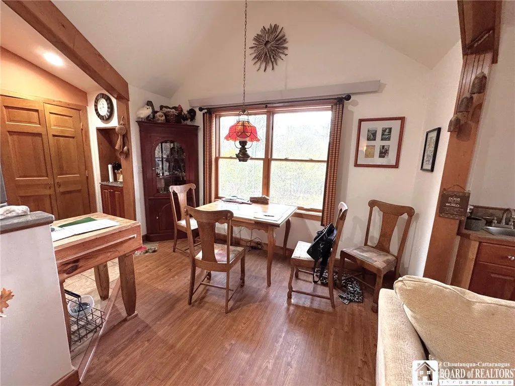 4174 Osborne Road, Pomfret, New York 14063, Pomfret, New York 14063, 2 Bedrooms Bedrooms, 6 Rooms Rooms,2 BathroomsBathrooms,Residential,For Sale,4174 Osborne Road, Pomfret, New York 14063,0,R1647872