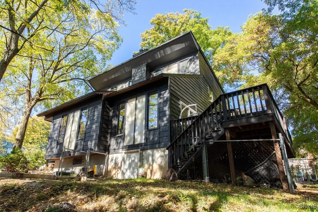 230 Delhi Street, Syracuse, New York 13203, Syracuse, New York 13203, 2 Bedrooms Bedrooms, 5 Rooms Rooms,1 BathroomBathrooms,Residential,For Sale,230 Delhi Street, Syracuse, New York 13203,0,S1646873