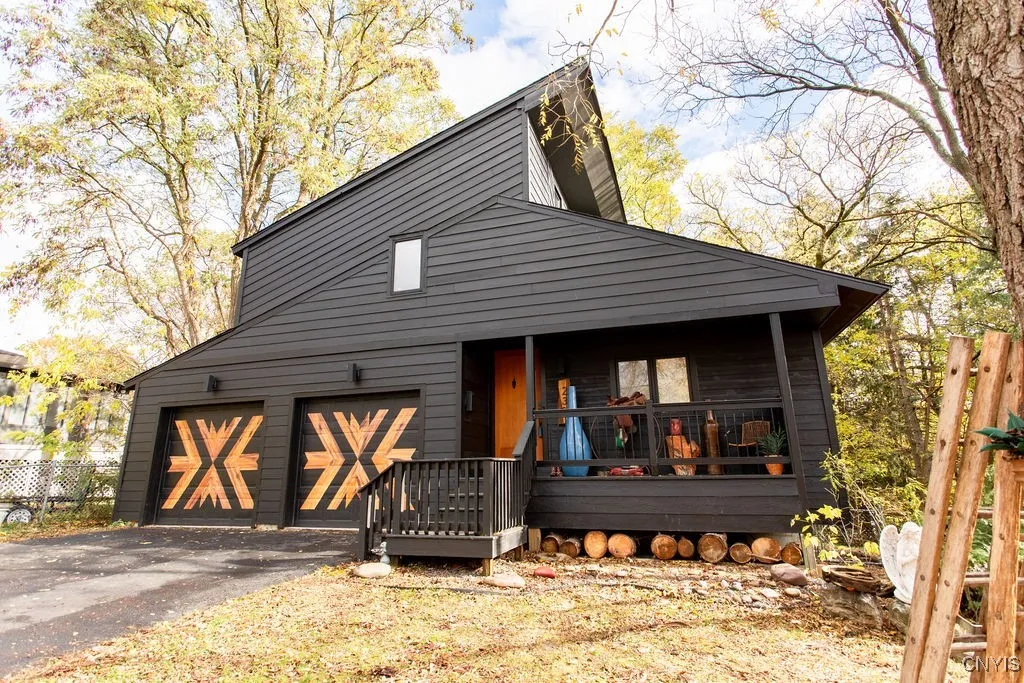 230 Delhi Street, Syracuse, New York 13203, Syracuse, New York 13203, 2 Bedrooms Bedrooms, 5 Rooms Rooms,1 BathroomBathrooms,Residential,For Sale,230 Delhi Street, Syracuse, New York 13203,0,S1646873