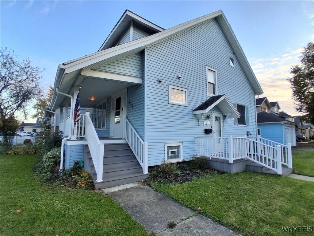 417 Abbott Road, Buffalo, New York 14220, Buffalo, New York 14220, 3 Bedrooms Bedrooms, 6 Rooms Rooms,2 BathroomsBathrooms,Residential,For Sale,417 Abbott Road, Buffalo, New York 14220,0,B1648347