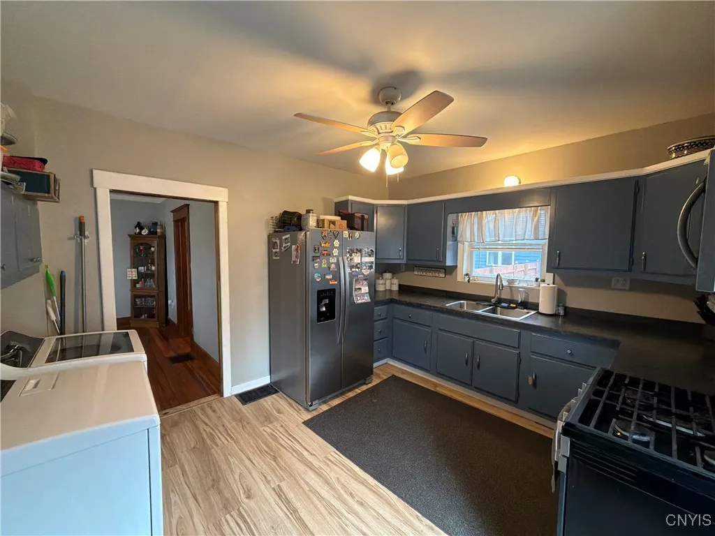 232 West Street, Oneida, New York 13421, Oneida, New York 13421, 4 Bedrooms Bedrooms, 10 Rooms Rooms,1 BathroomBathrooms,Residential,For Sale,232 West Street, Oneida, New York 13421,0,S1649523