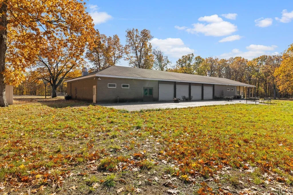 52 Nestle Drive, Volney, New York 13069, Volney, New York 13069, ,Commercial Sale,For Sale,52 Nestle Drive, Volney, New York 13069,0,S1649132