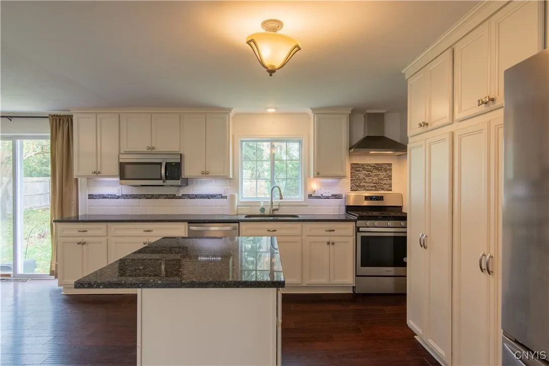 326 Shaver Avenue, Clay, New York 13212, Clay, New York 13212, 3 Bedrooms Bedrooms, 5 Rooms Rooms,1 BathroomBathrooms,Residential,For Sale,326 Shaver Avenue, Clay, New York 13212,0,S1649147