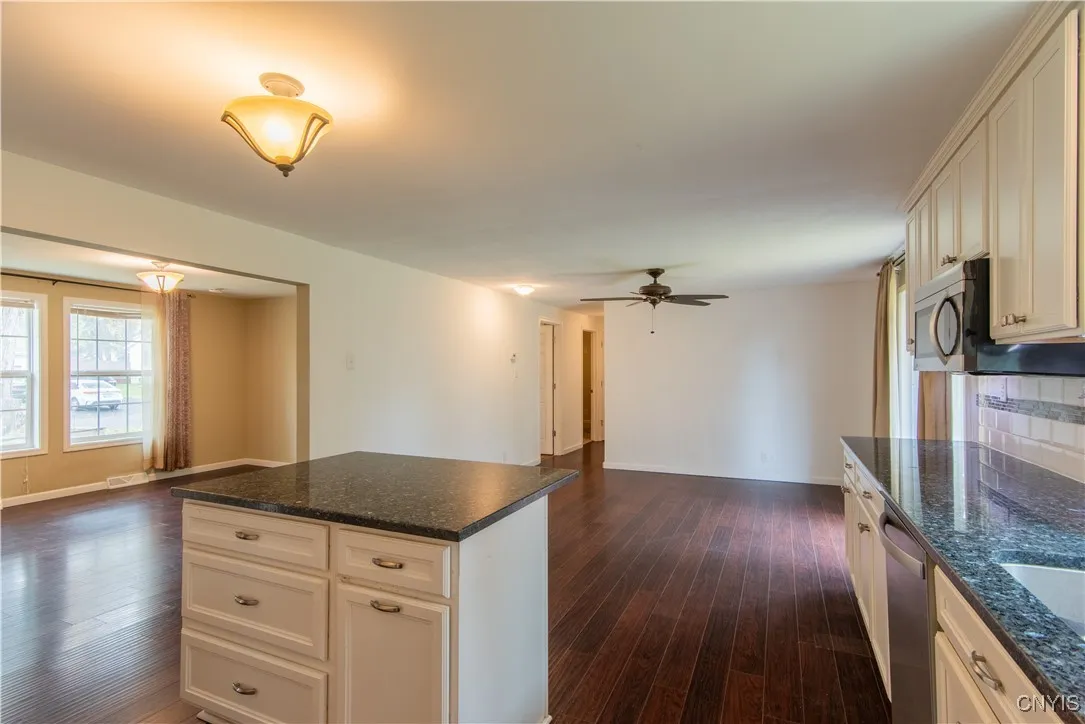 326 Shaver Avenue, Clay, New York 13212, Clay, New York 13212, 3 Bedrooms Bedrooms, 5 Rooms Rooms,1 BathroomBathrooms,Residential,For Sale,326 Shaver Avenue, Clay, New York 13212,0,S1649147