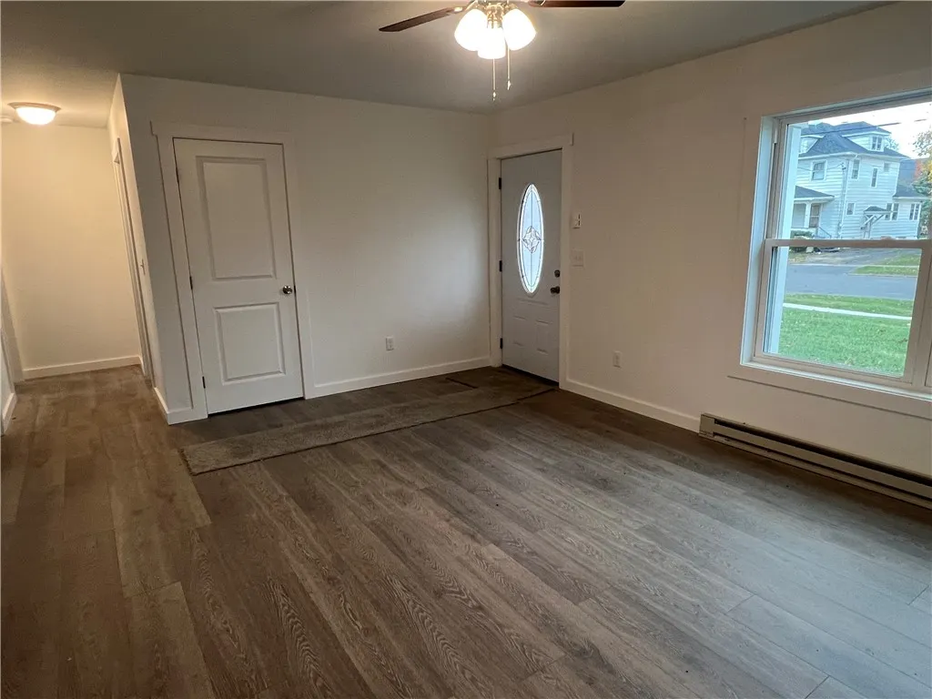 120 Cottage Street B, Auburn, New York 13021, Auburn, New York 13021, 2 Bedrooms Bedrooms, 5 Rooms Rooms,1 BathroomBathrooms,Residential,For Sale,120 Cottage Street B, Auburn, New York 13021,0,R1649620