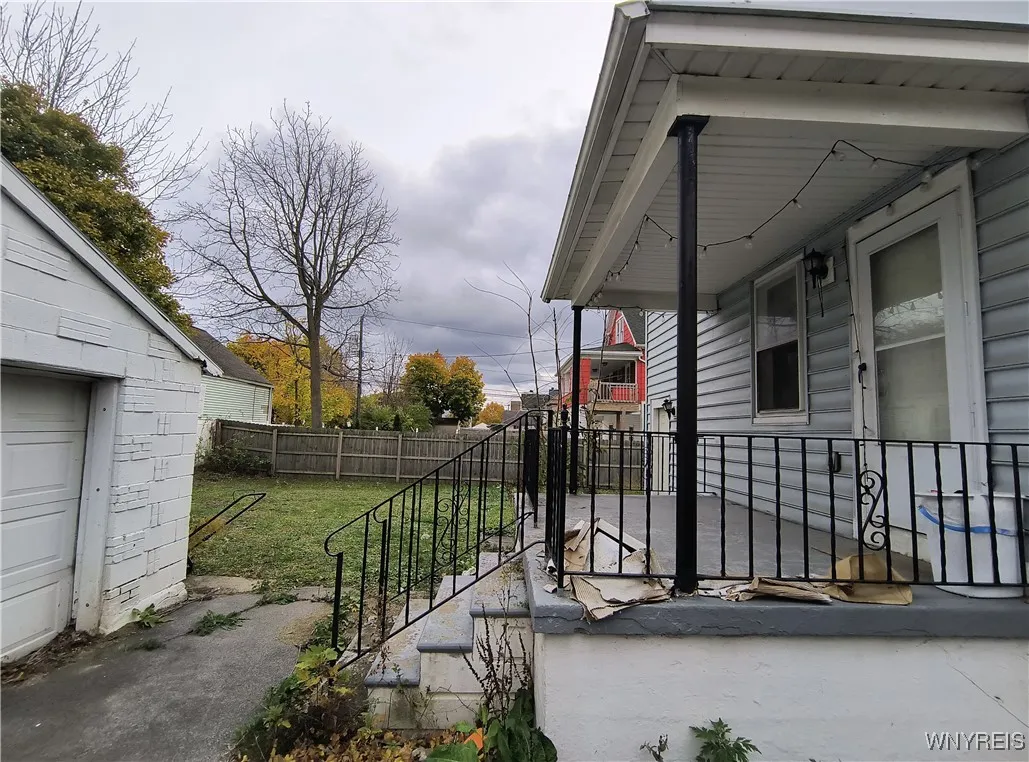 623 Hopkins Street, Buffalo, New York 14220, Buffalo, New York 14220, 4 Bedrooms Bedrooms, 8 Rooms Rooms,1 BathroomBathrooms,Residential,For Sale,623 Hopkins Street, Buffalo, New York 14220,0,B1649333