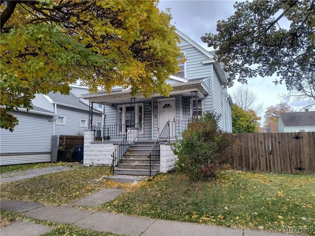 623 Hopkins Street, Buffalo, New York 14220, Buffalo, New York 14220, 4 Bedrooms Bedrooms, 8 Rooms Rooms,1 BathroomBathrooms,Residential,For Sale,623 Hopkins Street, Buffalo, New York 14220,0,B1649333