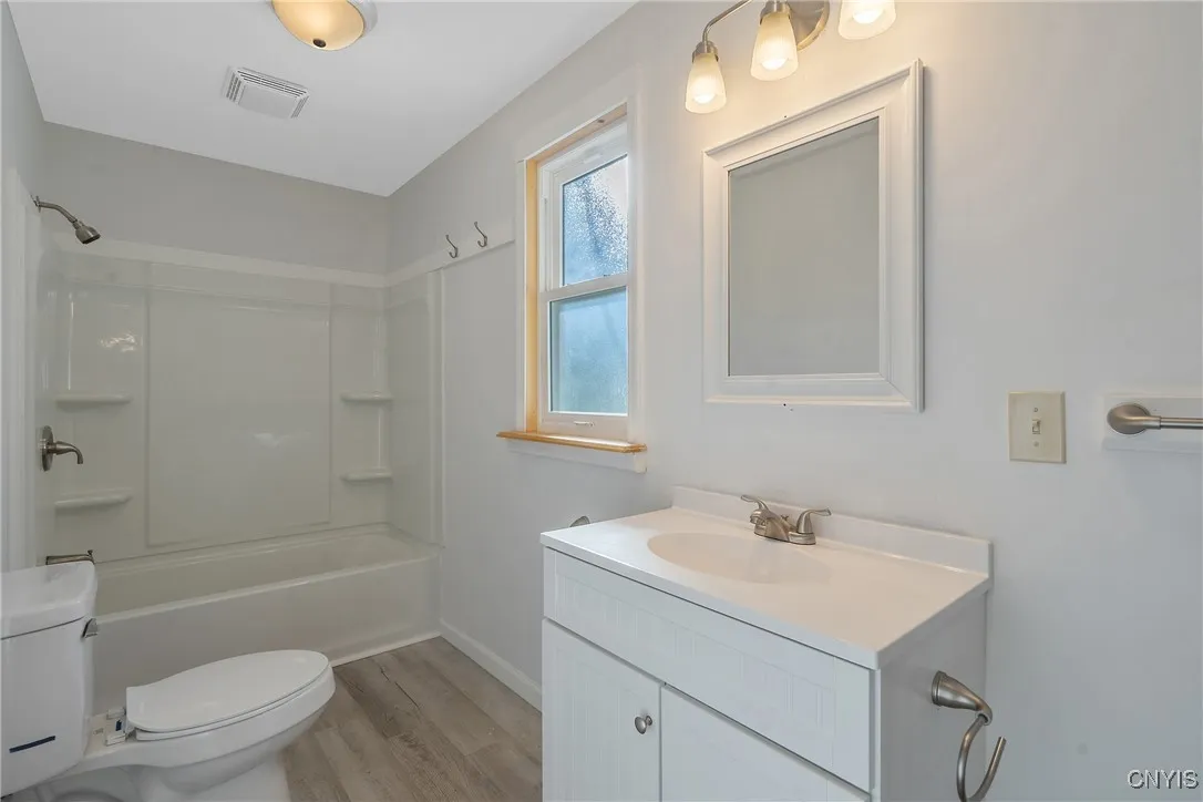 4 Maple Avenue, Lenox, New York 13032, Lenox, New York 13032, 3 Bedrooms Bedrooms, 8 Rooms Rooms,2 BathroomsBathrooms,Residential,For Sale,4 Maple Avenue, Lenox, New York 13032,0,S1649151