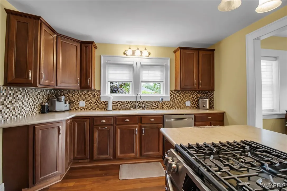 7196 Ward Road, Wheatfield, New York 14120, Wheatfield, New York 14120, 3 Bedrooms Bedrooms, 10 Rooms Rooms,1 BathroomBathrooms,Residential,For Sale,7196 Ward Road, Wheatfield, New York 14120,0,B1649597