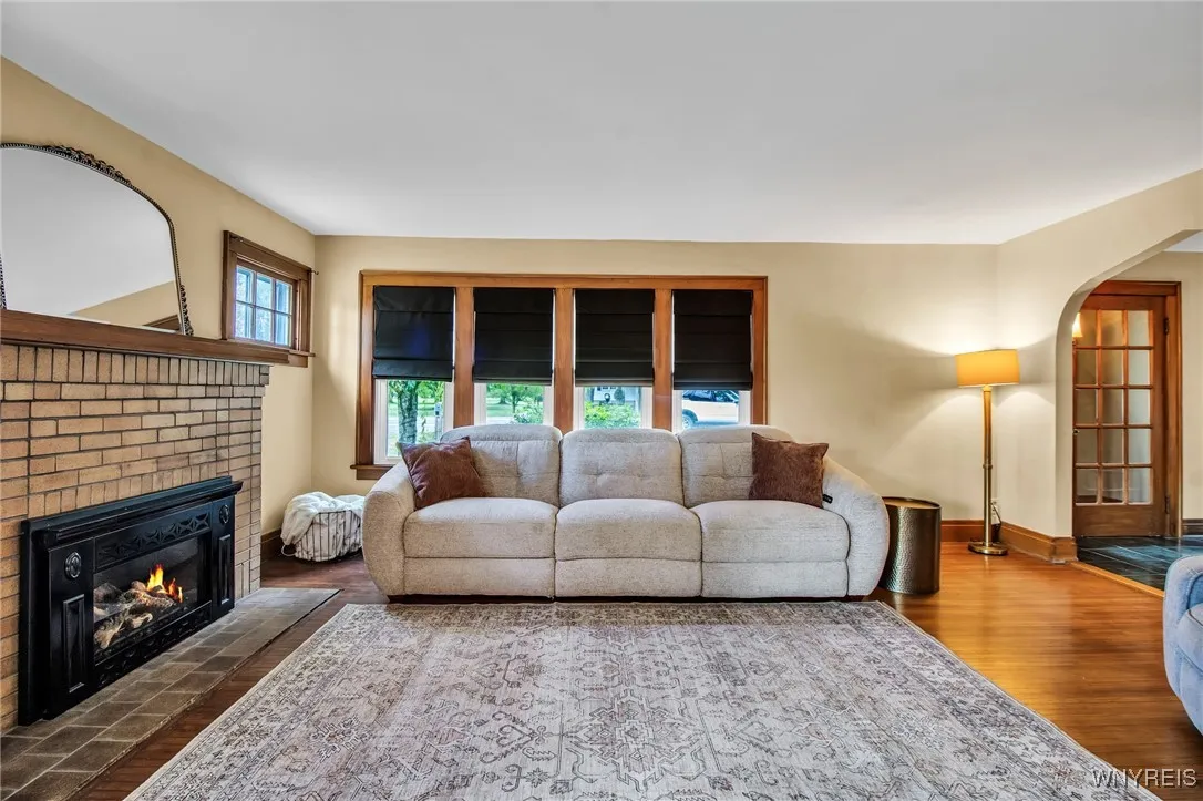 7196 Ward Road, Wheatfield, New York 14120, Wheatfield, New York 14120, 3 Bedrooms Bedrooms, 10 Rooms Rooms,1 BathroomBathrooms,Residential,For Sale,7196 Ward Road, Wheatfield, New York 14120,0,B1649597