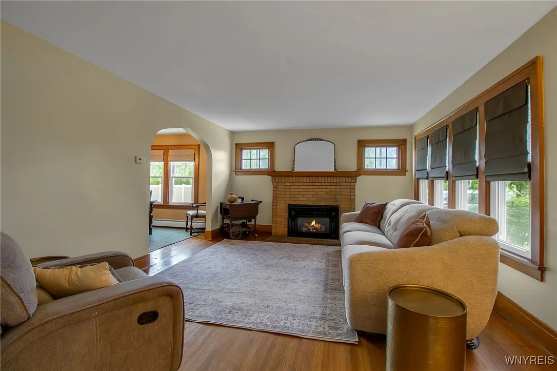 7196 Ward Road, Wheatfield, New York 14120, Wheatfield, New York 14120, 3 Bedrooms Bedrooms, 10 Rooms Rooms,1 BathroomBathrooms,Residential,For Sale,7196 Ward Road, Wheatfield, New York 14120,0,B1649597