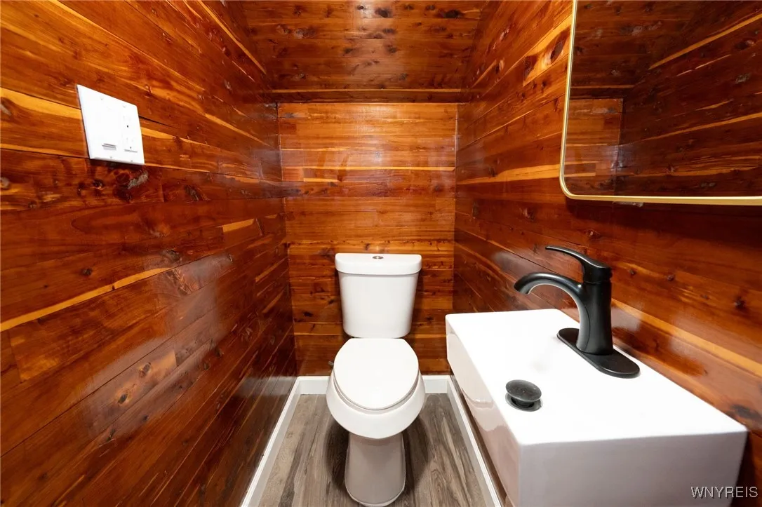 42 Carol Drive, Cheektowaga, New York 14215, Cheektowaga, New York 14215, 3 Bedrooms Bedrooms, 6 Rooms Rooms,1 BathroomBathrooms,Residential,For Sale,42 Carol Drive, Cheektowaga, New York 14215,0,B1649453