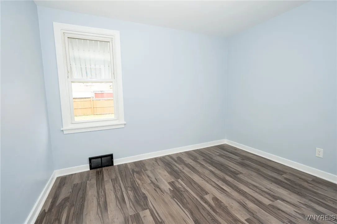 42 Carol Drive, Cheektowaga, New York 14215, Cheektowaga, New York 14215, 3 Bedrooms Bedrooms, 6 Rooms Rooms,1 BathroomBathrooms,Residential,For Sale,42 Carol Drive, Cheektowaga, New York 14215,0,B1649453