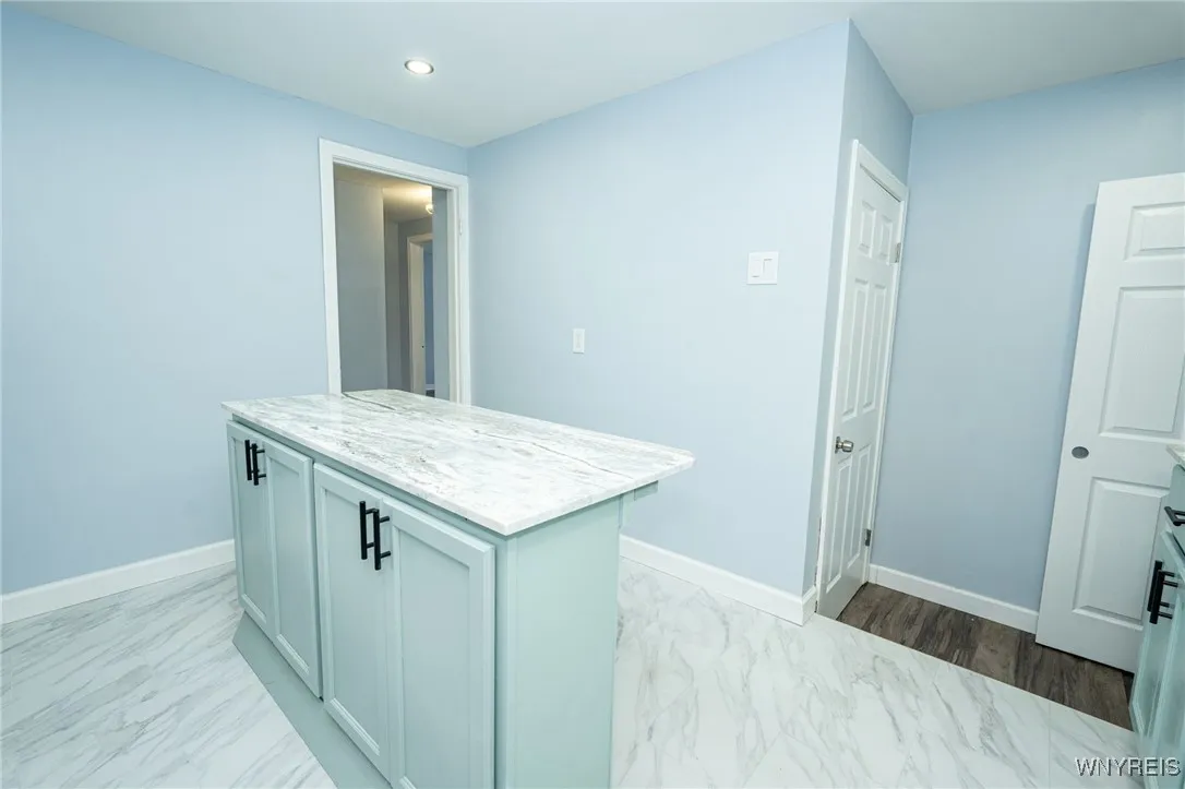 42 Carol Drive, Cheektowaga, New York 14215, Cheektowaga, New York 14215, 3 Bedrooms Bedrooms, 6 Rooms Rooms,1 BathroomBathrooms,Residential,For Sale,42 Carol Drive, Cheektowaga, New York 14215,0,B1649453