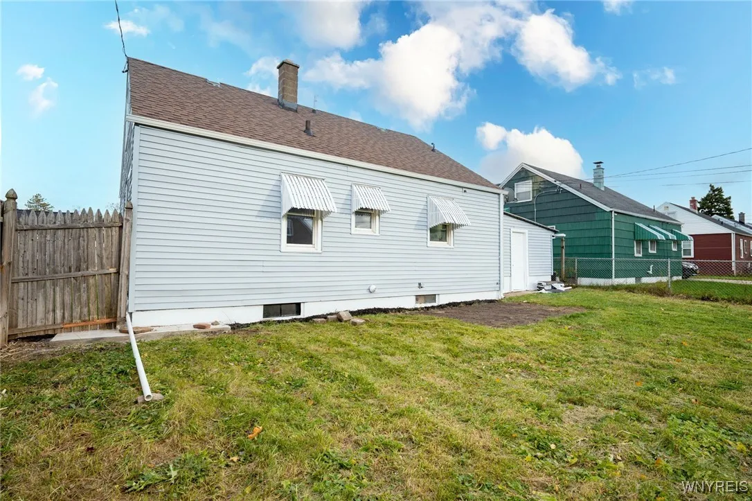 42 Carol Drive, Cheektowaga, New York 14215, Cheektowaga, New York 14215, 3 Bedrooms Bedrooms, 6 Rooms Rooms,1 BathroomBathrooms,Residential,For Sale,42 Carol Drive, Cheektowaga, New York 14215,0,B1649453