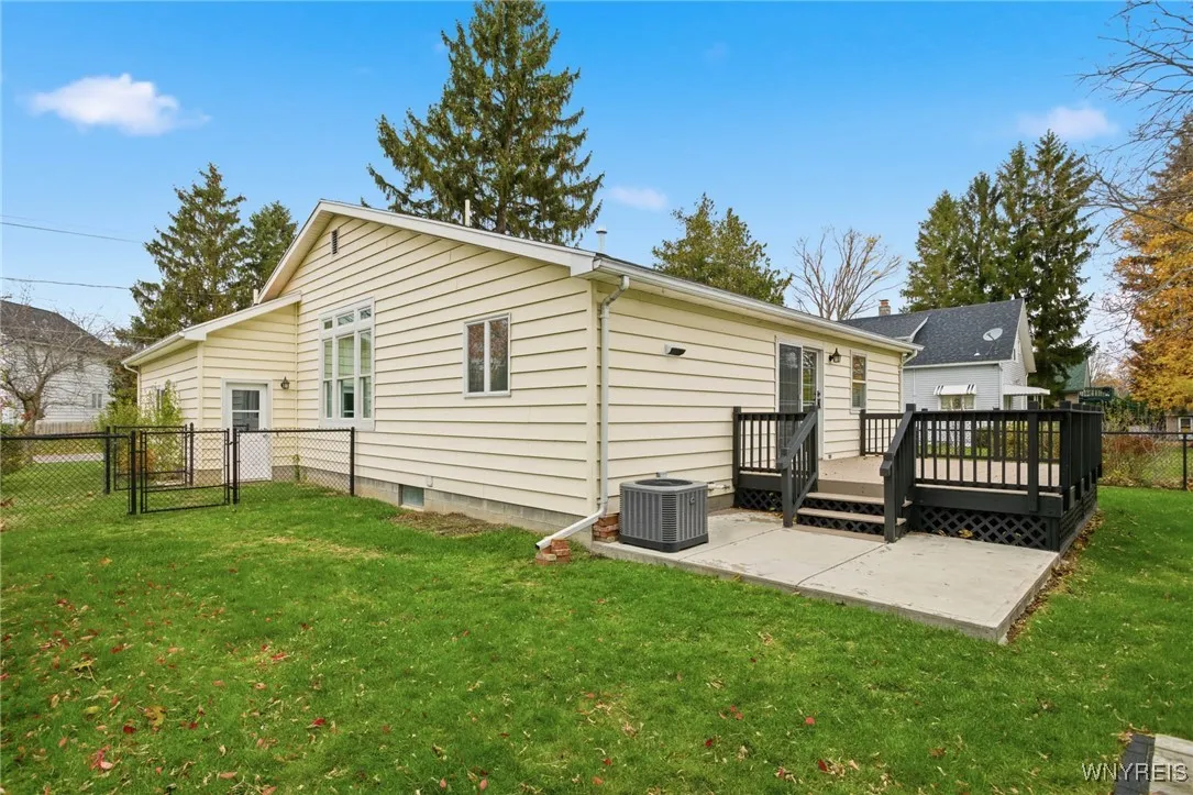 6 Garfield Avenue, Batavia City, New York 14020, Batavia City, New York 14020, 2 Bedrooms Bedrooms, 6 Rooms Rooms,3 BathroomsBathrooms,Residential,For Sale,6 Garfield Avenue, Batavia City, New York 14020,0,B1649075