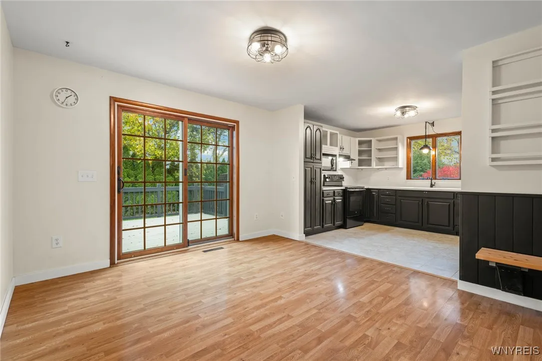 6 Garfield Avenue, Batavia City, New York 14020, Batavia City, New York 14020, 2 Bedrooms Bedrooms, 6 Rooms Rooms,3 BathroomsBathrooms,Residential,For Sale,6 Garfield Avenue, Batavia City, New York 14020,0,B1649075