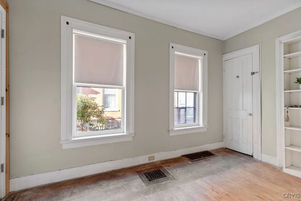 148 West 7th Street, Oswego, New York 13126, Oswego, New York 13126, 6 Bedrooms Bedrooms, 11 Rooms Rooms,2 BathroomsBathrooms,Residential,For Sale,148 West 7th Street, Oswego, New York 13126,0,S1648769