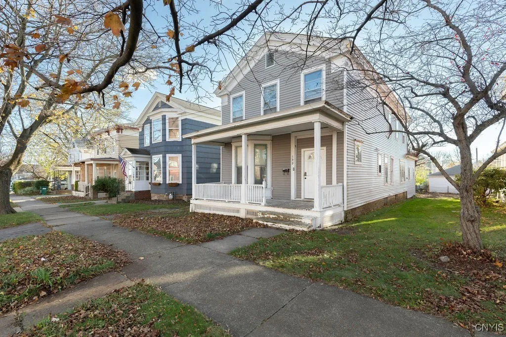 148 West 7th Street, Oswego, New York 13126, Oswego, New York 13126, 6 Bedrooms Bedrooms, 11 Rooms Rooms,2 BathroomsBathrooms,Residential,For Sale,148 West 7th Street, Oswego, New York 13126,0,S1648769