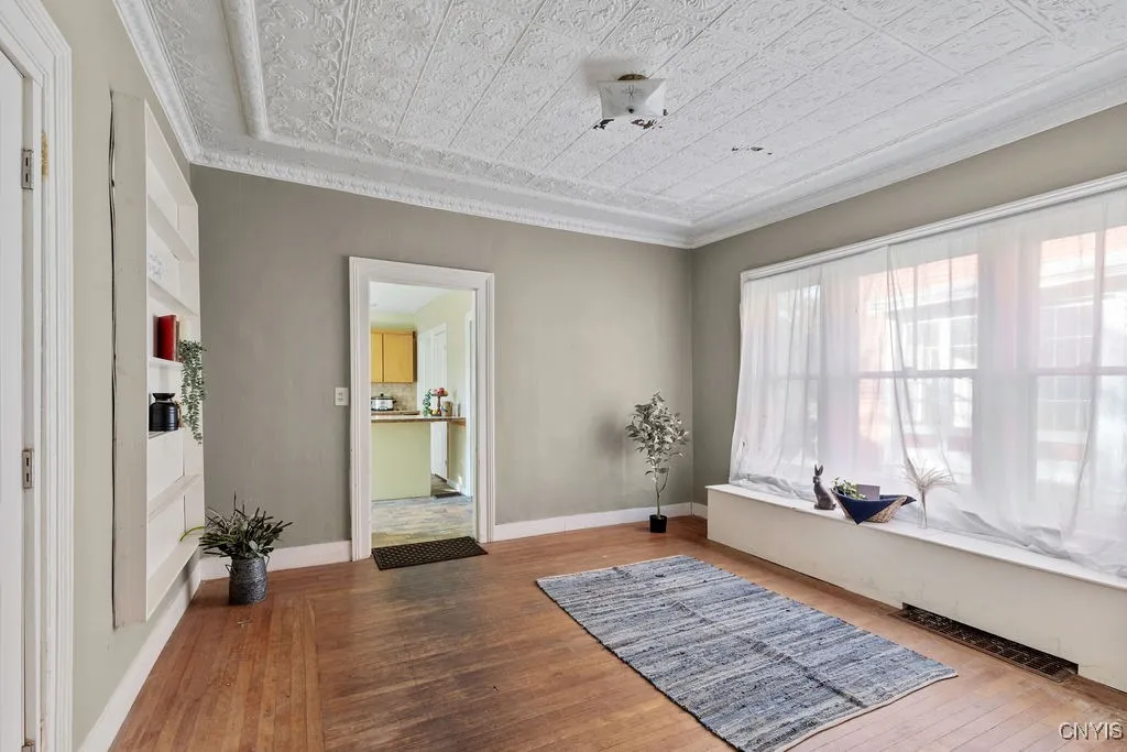 148 West 7th Street, Oswego, New York 13126, Oswego, New York 13126, 6 Bedrooms Bedrooms, 11 Rooms Rooms,2 BathroomsBathrooms,Residential,For Sale,148 West 7th Street, Oswego, New York 13126,0,S1648769