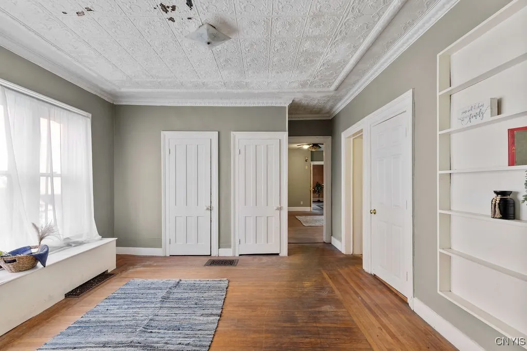 148 West 7th Street, Oswego, New York 13126, Oswego, New York 13126, 6 Bedrooms Bedrooms, 11 Rooms Rooms,2 BathroomsBathrooms,Residential,For Sale,148 West 7th Street, Oswego, New York 13126,0,S1648769