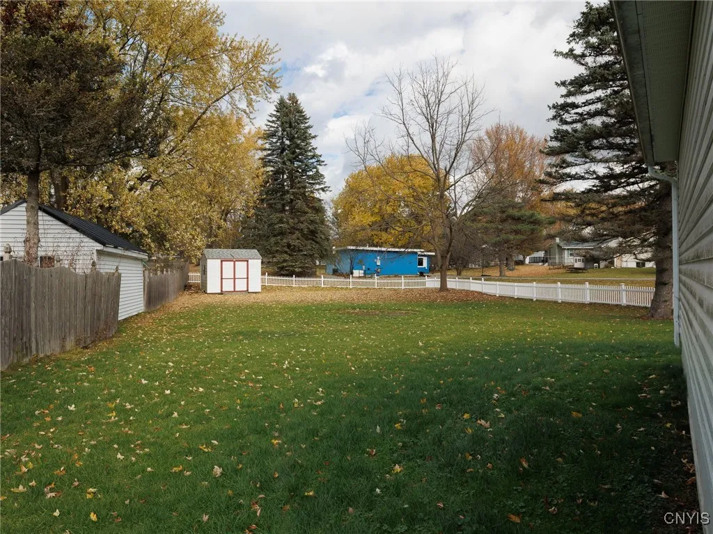 324 Butterfield Avenue, Watertown City, New York 1, Watertown City, New York 13601, 4 Bedrooms Bedrooms, 6 Rooms Rooms,1 BathroomBathrooms,Residential,For Sale,324 Butterfield Avenue, Watertown City, New York 1,0,S1648895