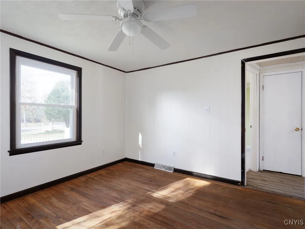 324 Butterfield Avenue, Watertown City, New York 1, Watertown City, New York 13601, 4 Bedrooms Bedrooms, 6 Rooms Rooms,1 BathroomBathrooms,Residential,For Sale,324 Butterfield Avenue, Watertown City, New York 1,0,S1648895