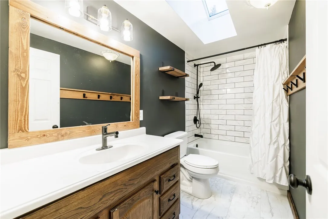 2962 Colby Street, Sweden, New York 14420, Sweden, New York 14420, 4 Bedrooms Bedrooms, 9 Rooms Rooms,2 BathroomsBathrooms,Residential,For Sale,2962 Colby Street, Sweden, New York 14420,0,R1649445