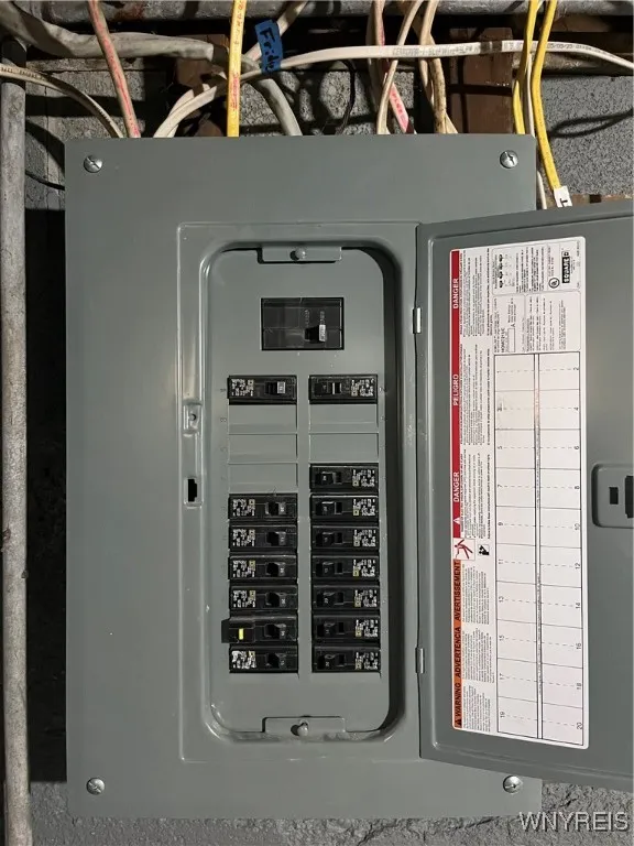 5 Center Street, Hanover, New York 14062, Hanover, New York 14062, 4 Bedrooms Bedrooms, 10 Rooms Rooms,1 BathroomBathrooms,Residential,For Sale,5 Center Street, Hanover, New York 14062,0,B1649369