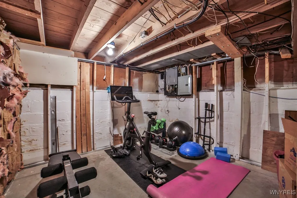 127 Stillwell Avenue, Tonawanda, New York 14217, Tonawanda, New York 14217, 4 Bedrooms Bedrooms, 9 Rooms Rooms,2 BathroomsBathrooms,Residential,For Sale,127 Stillwell Avenue, Tonawanda, New York 14217,0,B1649614