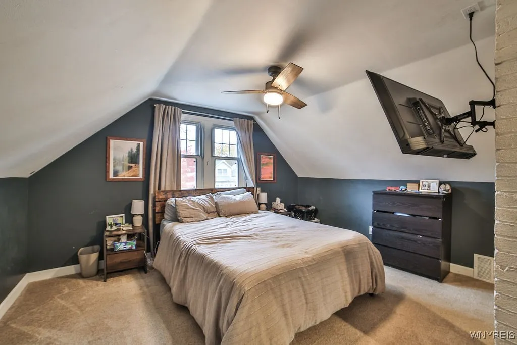 127 Stillwell Avenue, Tonawanda, New York 14217, Tonawanda, New York 14217, 4 Bedrooms Bedrooms, 9 Rooms Rooms,2 BathroomsBathrooms,Residential,For Sale,127 Stillwell Avenue, Tonawanda, New York 14217,0,B1649614