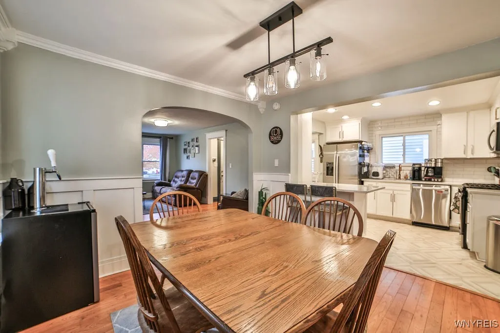 127 Stillwell Avenue, Tonawanda, New York 14217, Tonawanda, New York 14217, 4 Bedrooms Bedrooms, 9 Rooms Rooms,2 BathroomsBathrooms,Residential,For Sale,127 Stillwell Avenue, Tonawanda, New York 14217,0,B1649614