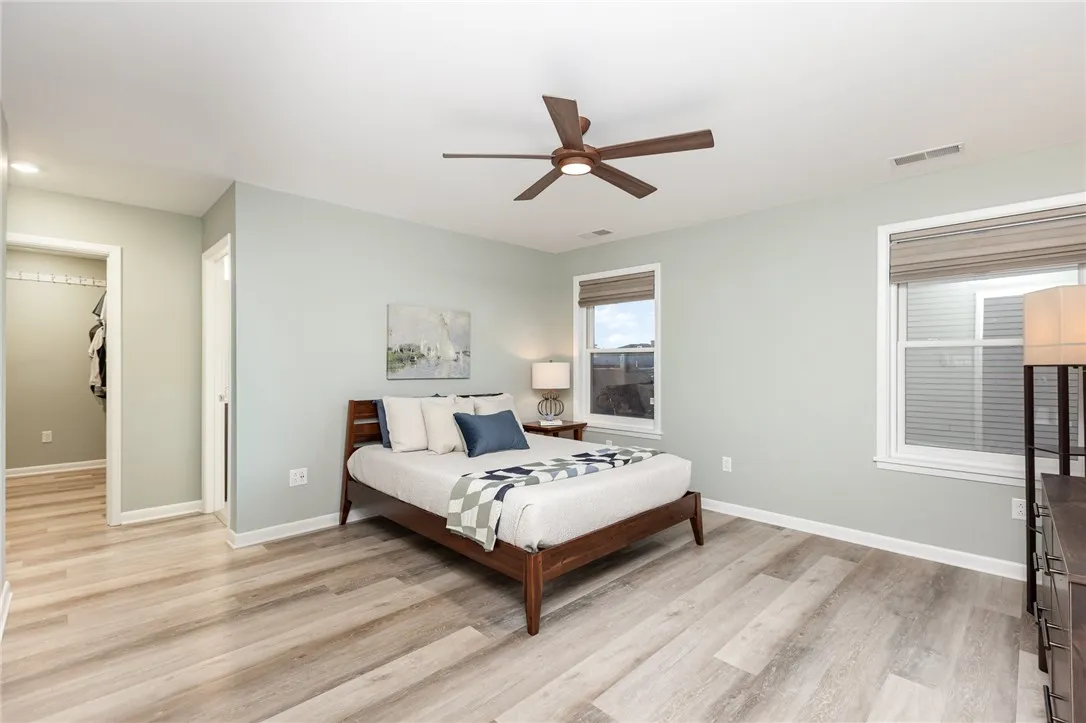 72 Charlotte Street, Rochester, New York 14607, Rochester, New York 14607, 2 Bedrooms Bedrooms, 5 Rooms Rooms,2 BathroomsBathrooms,Residential,For Sale,72 Charlotte Street, Rochester, New York 14607,0,R1649084