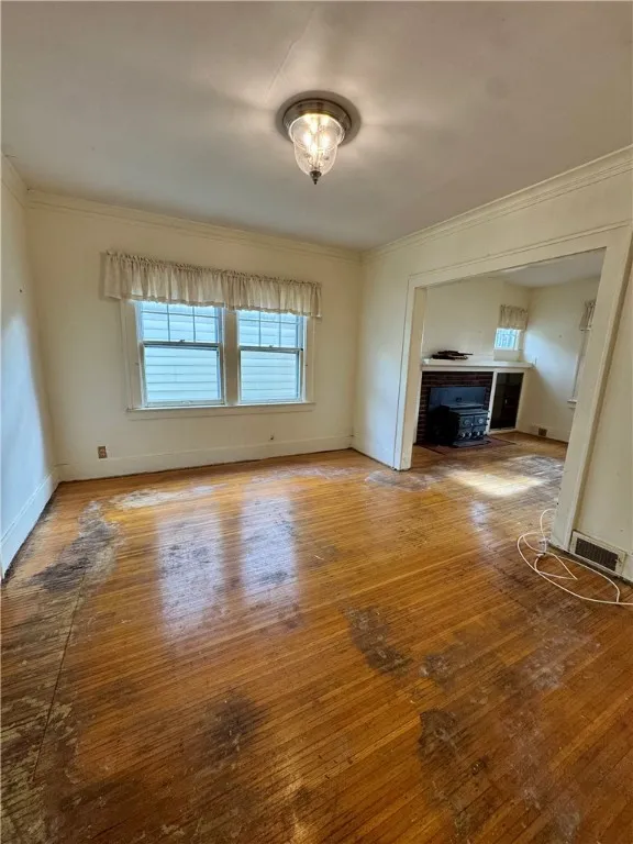 228 Westchester Avenue, Irondequoit, New York 1460, Irondequoit, New York 14609, 3 Bedrooms Bedrooms, 10 Rooms Rooms,2 BathroomsBathrooms,Residential,For Sale,228 Westchester Avenue, Irondequoit, New York 1460,0,R1649637