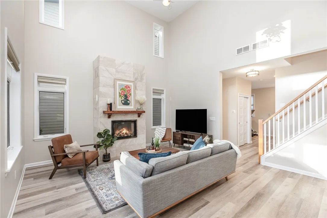 72 Charlotte Street, Rochester, New York 14607, Rochester, New York 14607, 2 Bedrooms Bedrooms, 5 Rooms Rooms,2 BathroomsBathrooms,Residential,For Sale,72 Charlotte Street, Rochester, New York 14607,0,R1649472