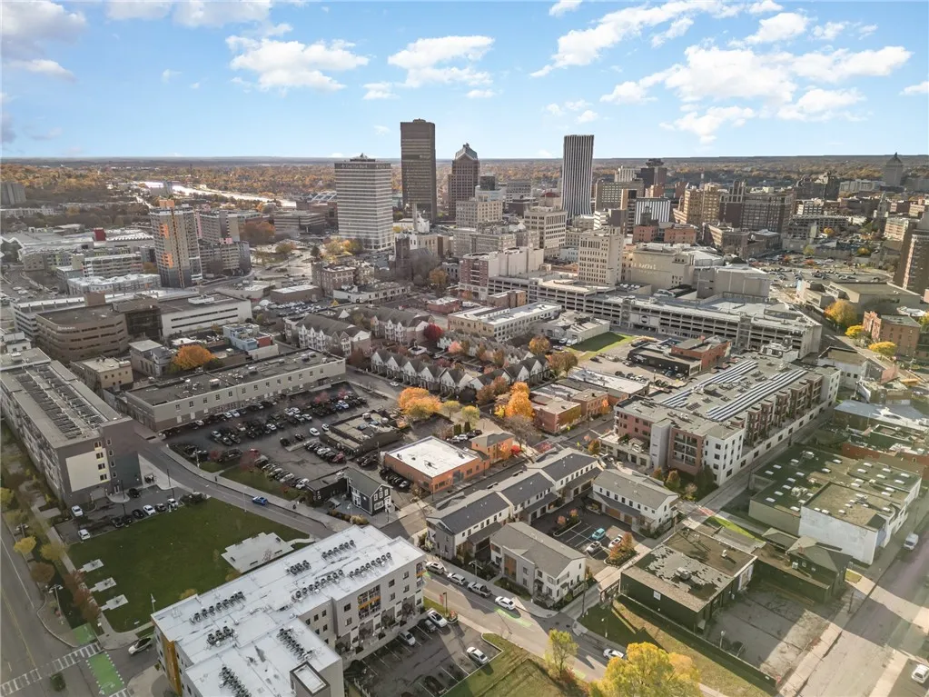 72 Charlotte Street, Rochester, New York 14607, Rochester, New York 14607, 2 Bedrooms Bedrooms, 5 Rooms Rooms,2 BathroomsBathrooms,Residential,For Sale,72 Charlotte Street, Rochester, New York 14607,0,R1649472