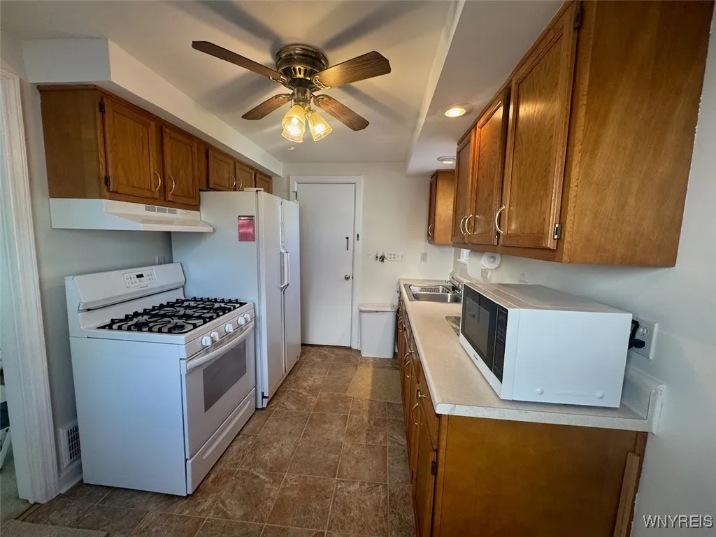 64 Virginia Road, Cheektowaga, New York 14225, Cheektowaga, New York 14225, 4 Bedrooms Bedrooms, ,2 BathroomsBathrooms,Residential,For Sale,64 Virginia Road, Cheektowaga, New York 14225,0,B1649143