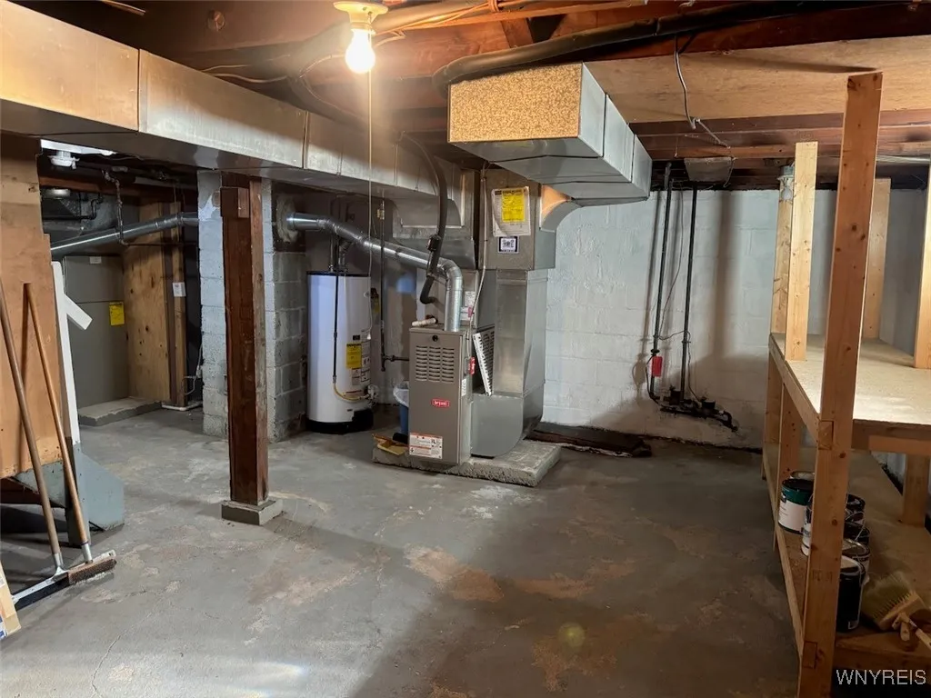 64 Virginia Road, Cheektowaga, New York 14225, Cheektowaga, New York 14225, 4 Bedrooms Bedrooms, ,2 BathroomsBathrooms,Residential,For Sale,64 Virginia Road, Cheektowaga, New York 14225,0,B1649143