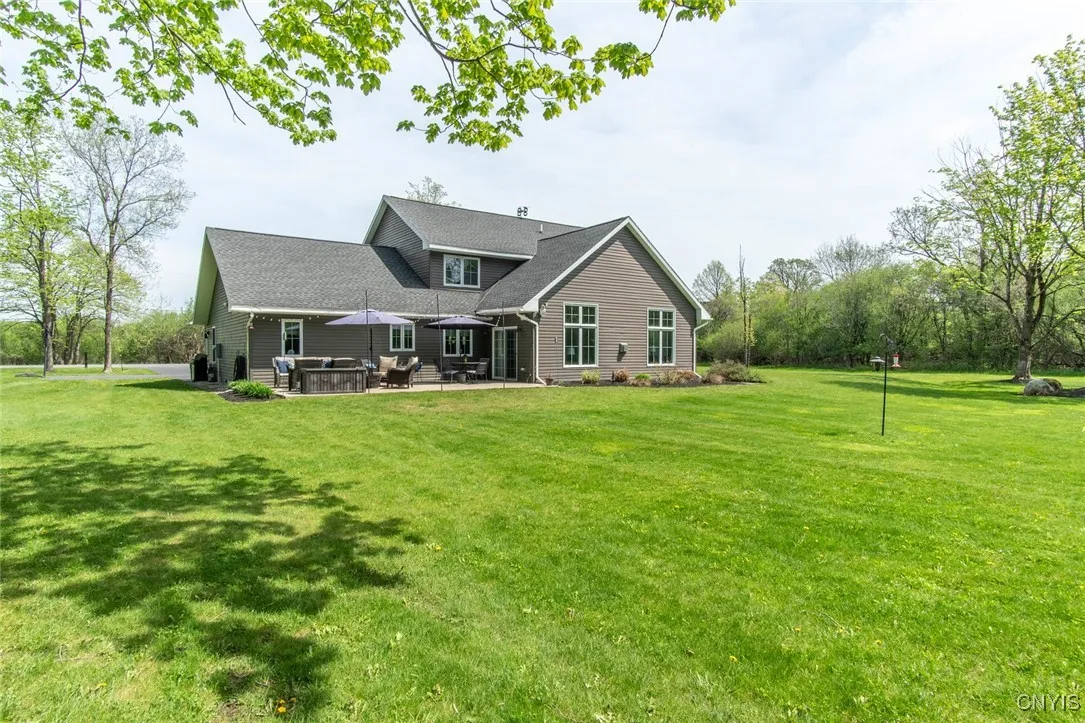 21408 Gillette Road, Watertown Town, New York 1360, Watertown Town, New York 13601, 4 Bedrooms Bedrooms, 11 Rooms Rooms,2 BathroomsBathrooms,Residential,For Sale,21408 Gillette Road, Watertown Town, New York 1360,0,S1649640